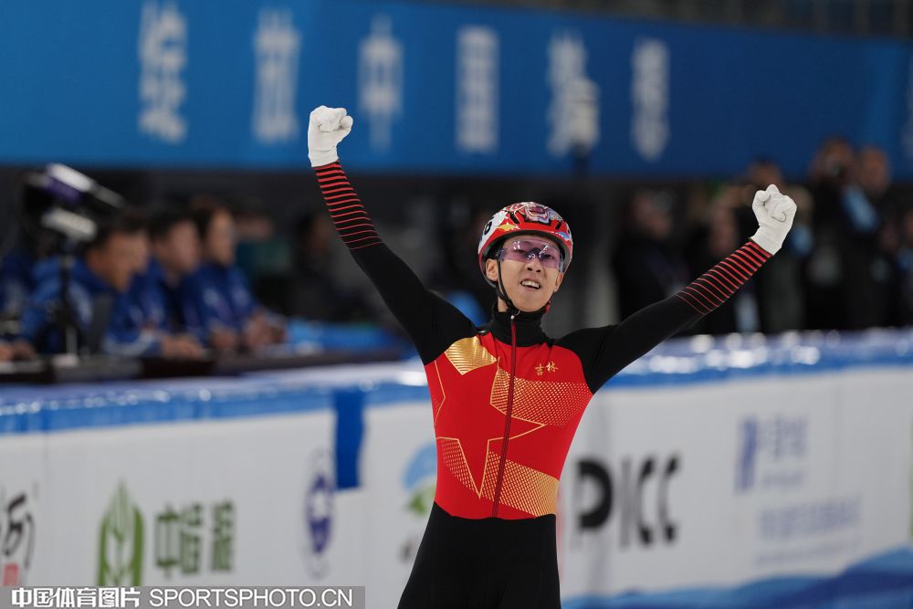 球报：谢尔德鲁普因分享未成年人性爱视频被判缓刑14天